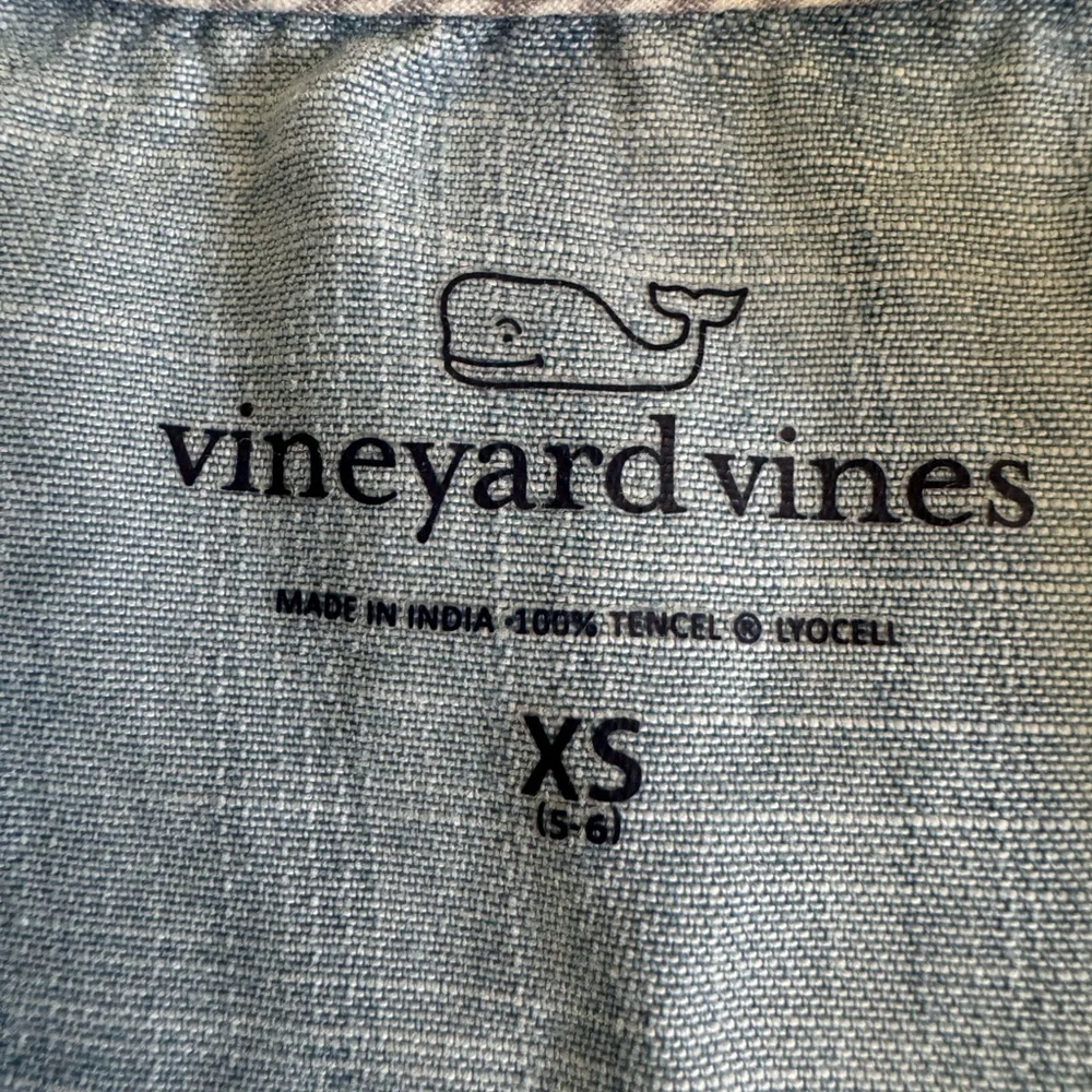 Vineyard vines chambray tank dress.  Girls size x-small 5-6